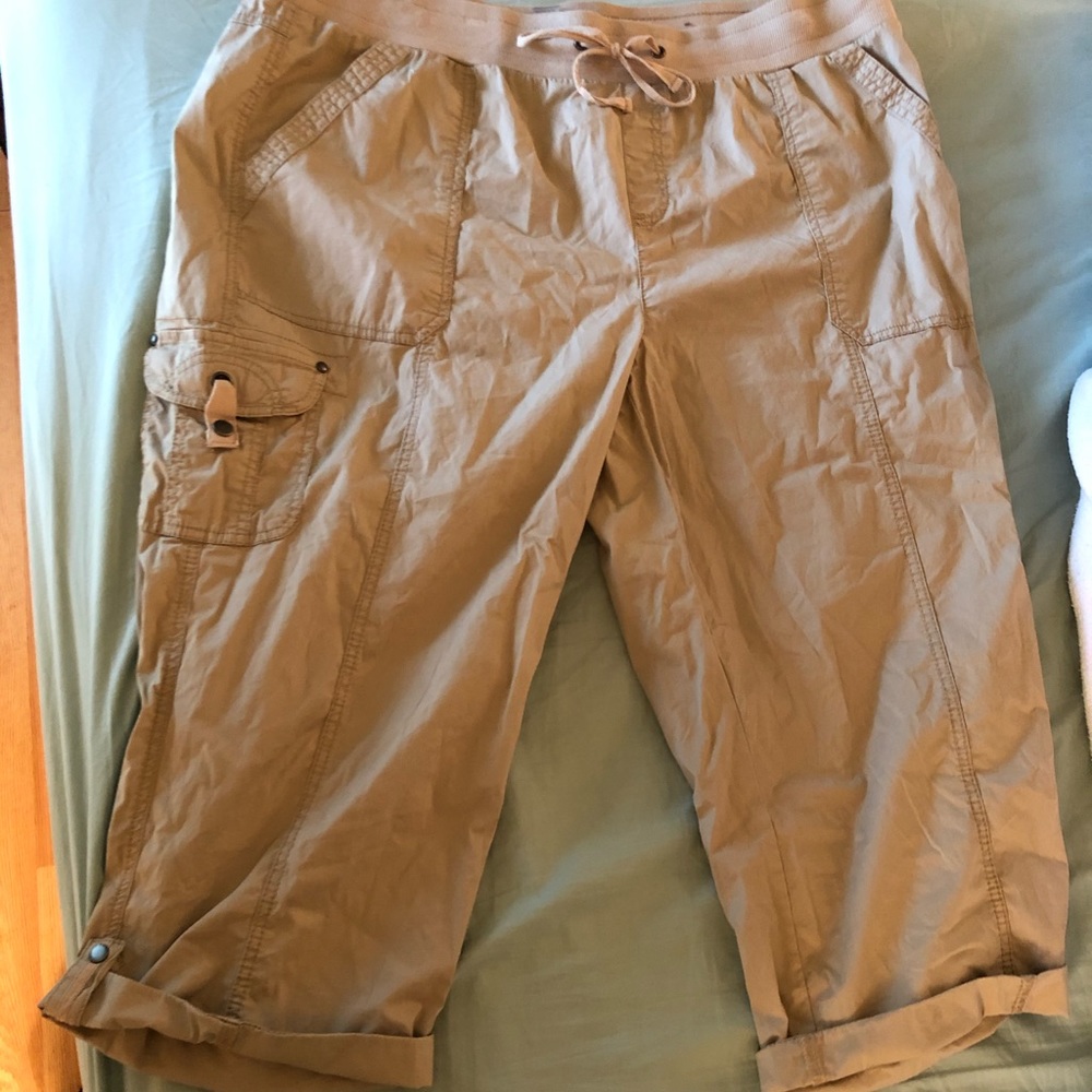18 Plus-Women’s Khaki Capris